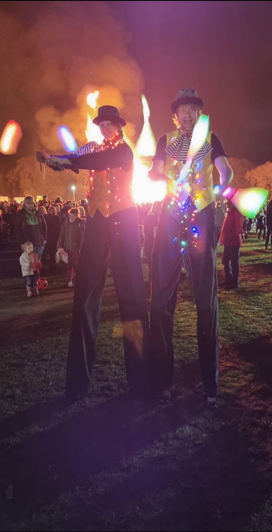 Night juggling show